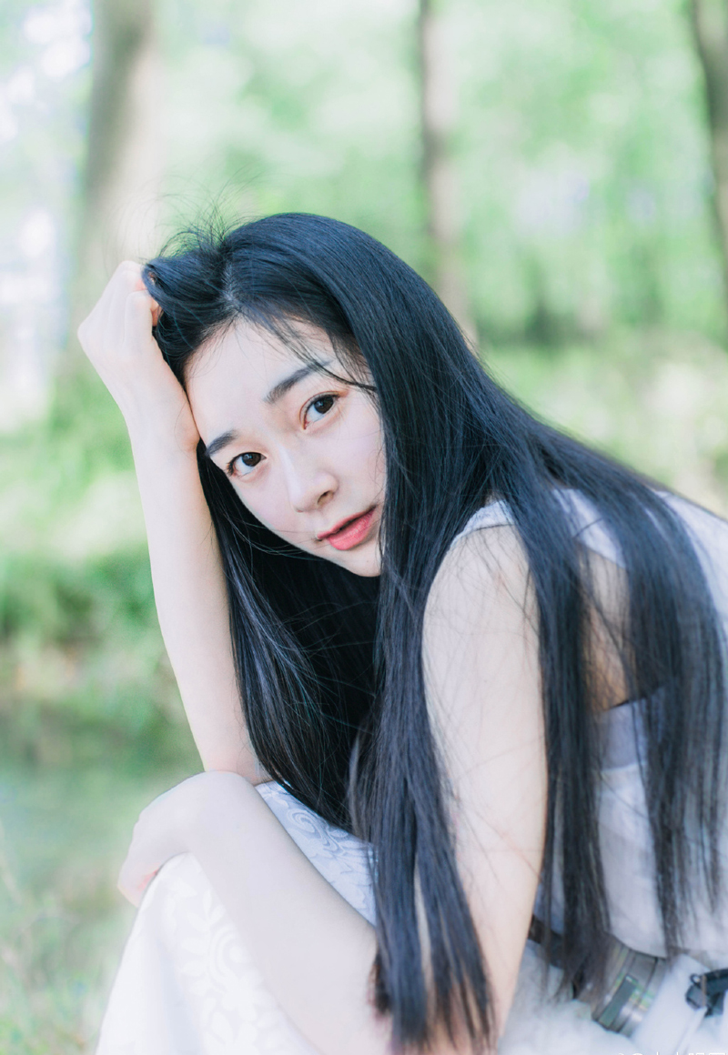 “刘璋又不知道，派人去成都催粮，我等则即日出发，应该能与半途之上，获得补给，另外卓扬、李鹰！”